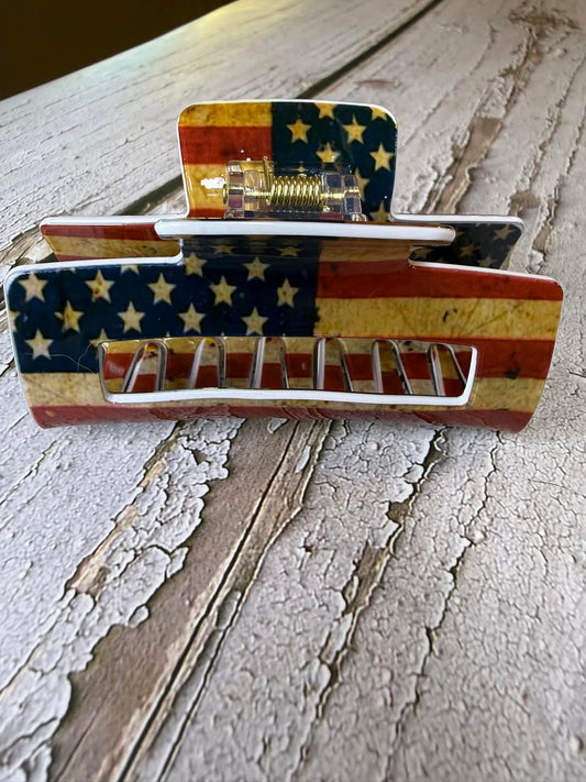 Retro-Themed American Flag Claw Clip